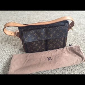 **sold out**Authentic LV Vintage Viva Cite